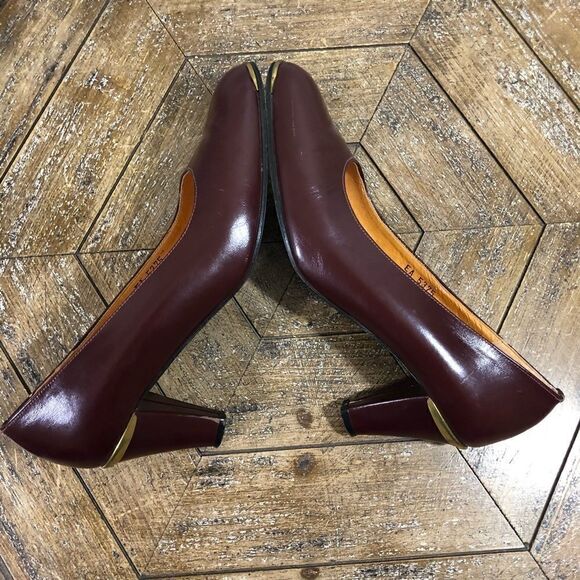 Vintage Etienne Aigner Oxblood Leather Pumps Size 7.5 Narrow - Picture 5 of 9